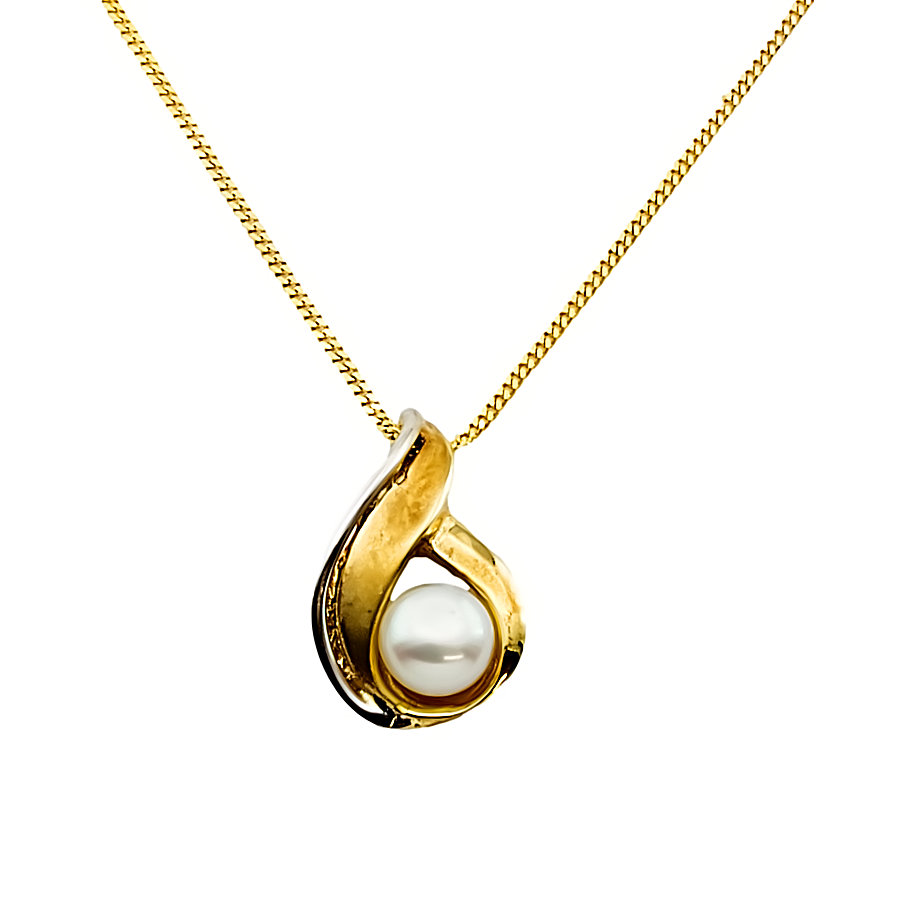 9ct Gold Pearl Pendant with Chain